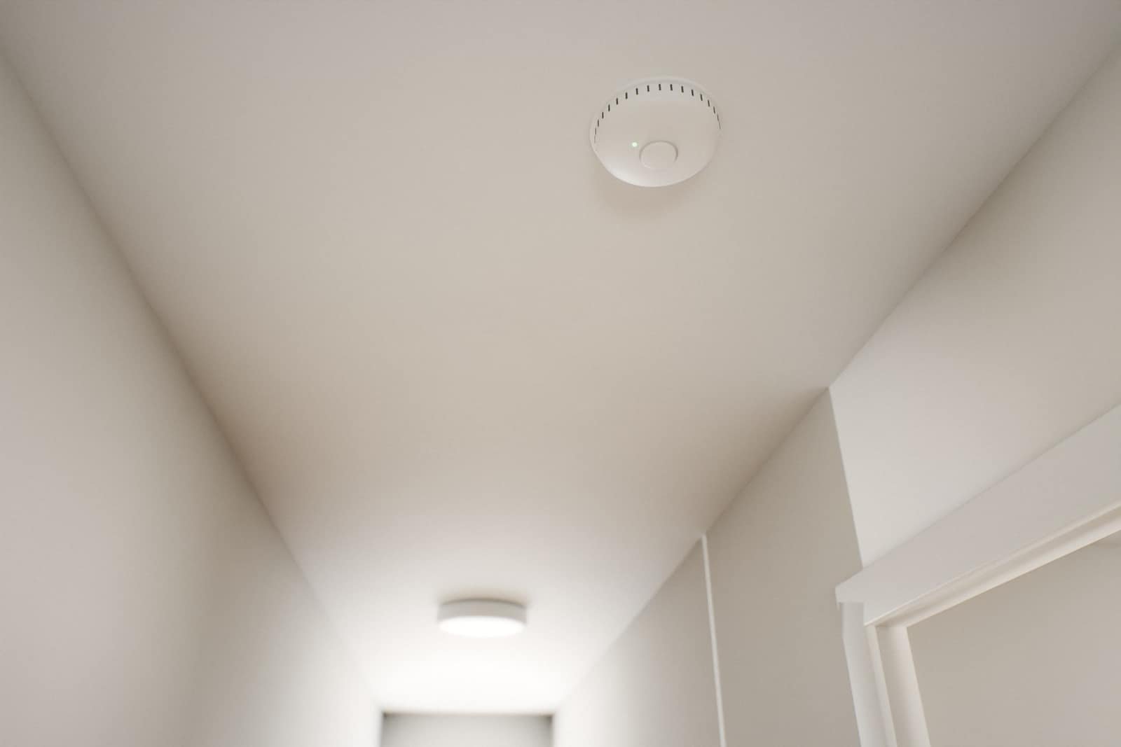 Smoke and CO Alarm Requirements in Oregon and Washington: A 2026 Homeowner's Guide